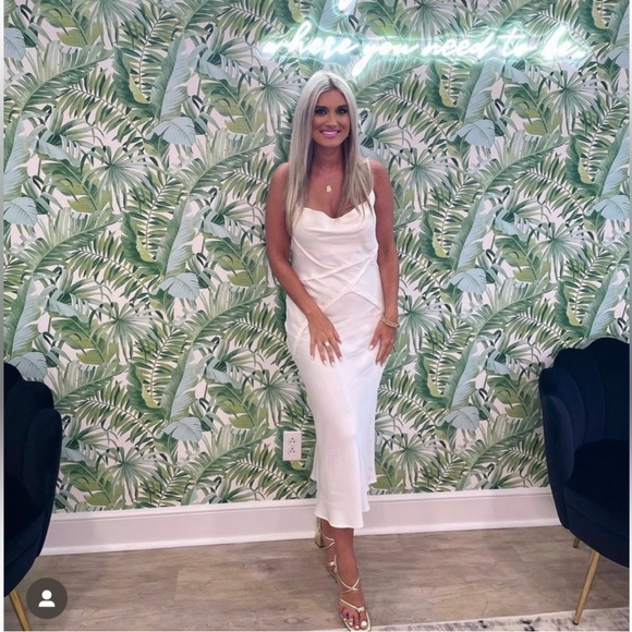 Zara SATIN LINGERIE STYLE DRESS Oyster White XS - Picture 1 of 5